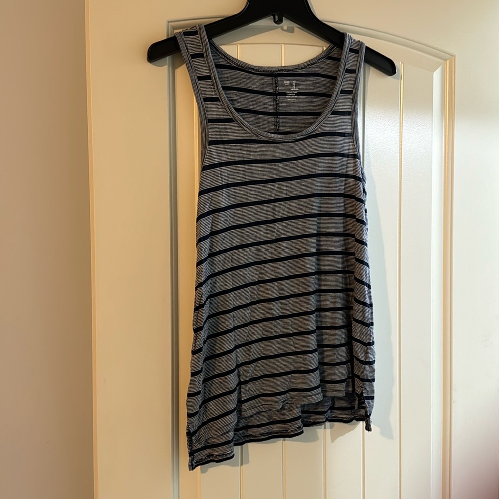 Women Gap Tank top